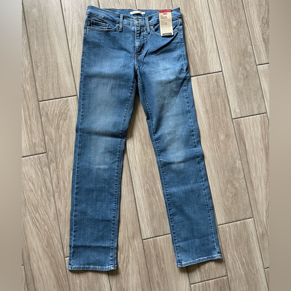 NEW LEVI'S LADIES' 314 SHAPING STRAIGHT JEAN size 28